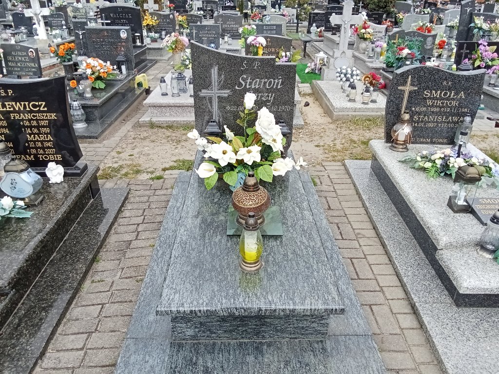 Grób Joanna Staroń